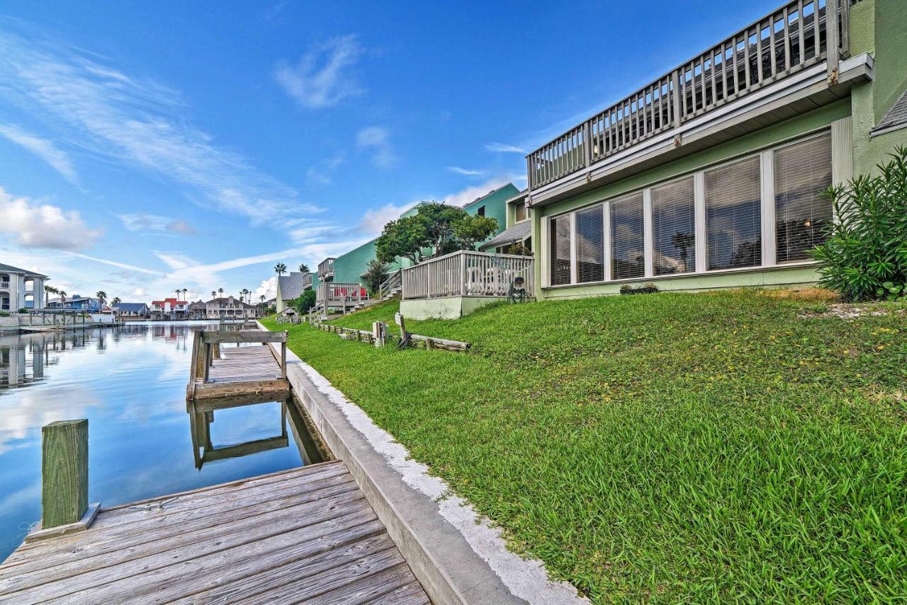 Breezy Corpus Christi Condo With Deck And Fishing Dock Exteriér fotografie